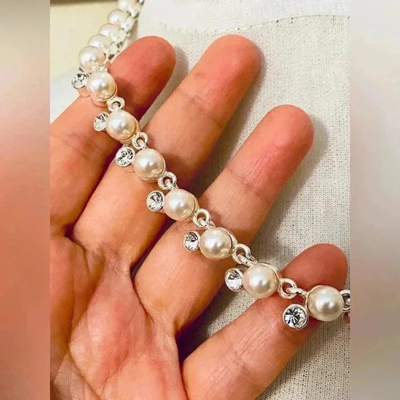 Simple necklace with beads  🌸 - Picture 3 of 6